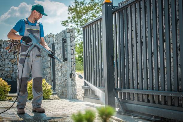Best Dumpster Area Cleaning  in North Miami Beach, FL